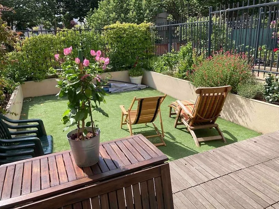 Loft 3 Pieces Sur Jardin - 15 Minutes De Paris Avec Parking Apartment Bagneux