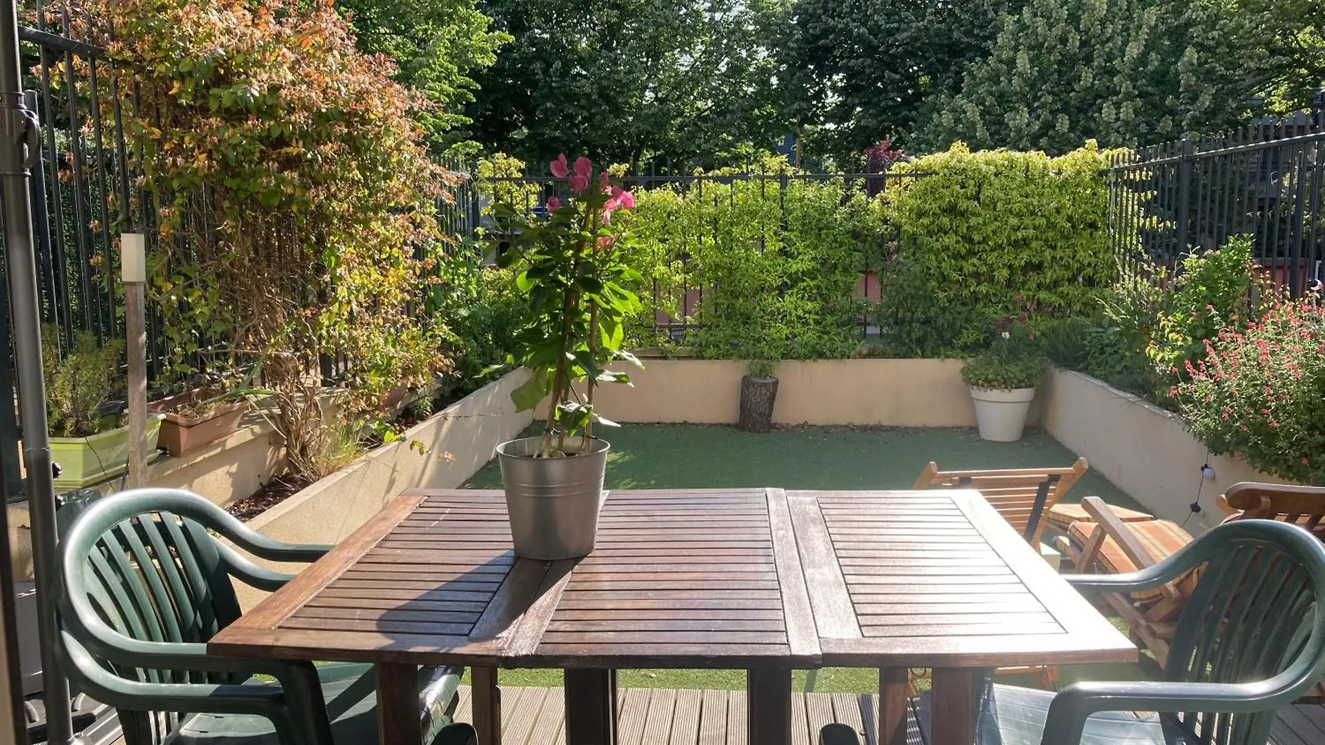 Loft 3 Pieces Sur Jardin - 15 Minutes De Paris Avec Parking Apartment Bagneux